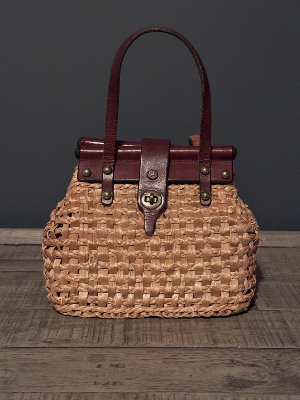 John Romain, Vintage 1960s Woven Straw & Leather Top Handle Handbag - Picture 2 of 11